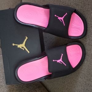 NIKE, AIR JORDAN, BLACK AND HYPER PINK , VELCRO STRAP, SLIP ONS, NEW, SIZE 7Y